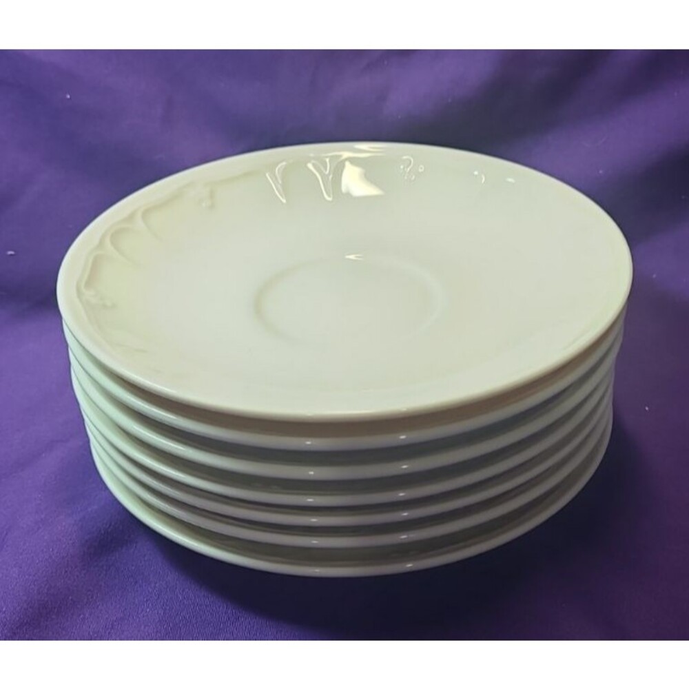 LENOX Casual Elegance Set of 7 saucers